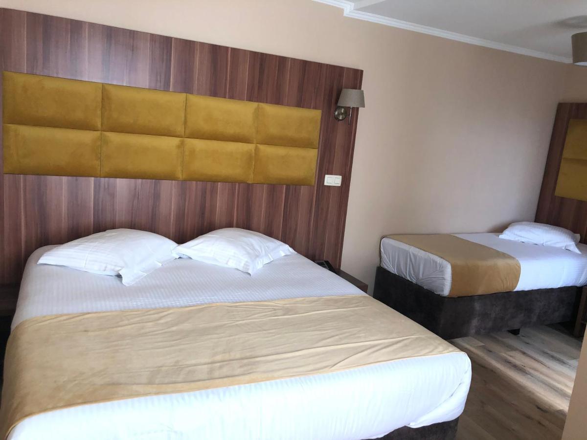 Sun Hotel Saint-Gilles Exterior photo