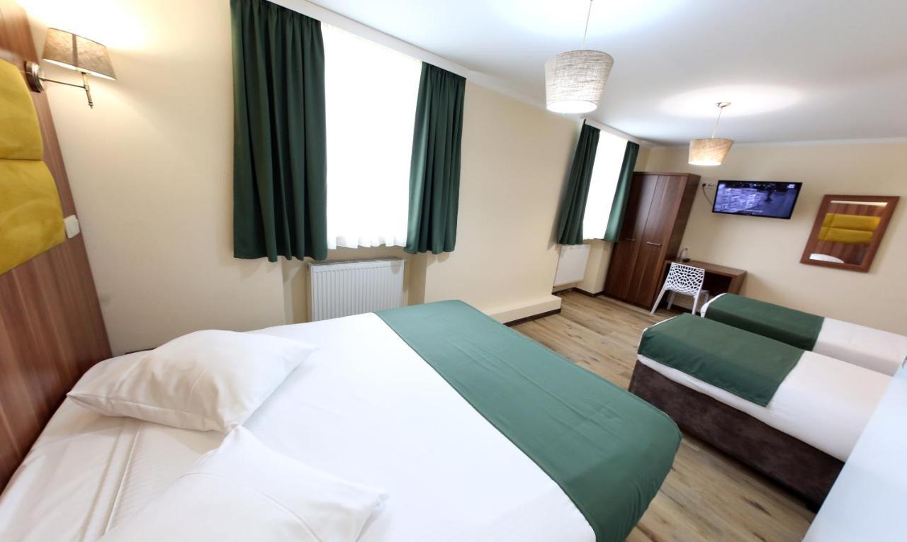 Sun Hotel Saint-Gilles Exterior photo